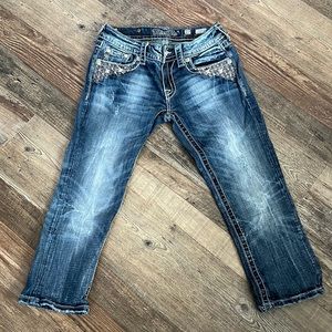 Miss Me Capris size 27
